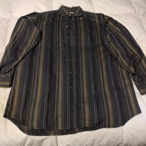 Burberry Large Shirt - Picture 1 of 10